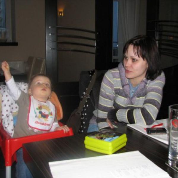  Dnešní (25.2.2010) srazík v Hodoníně těhulky + maminky