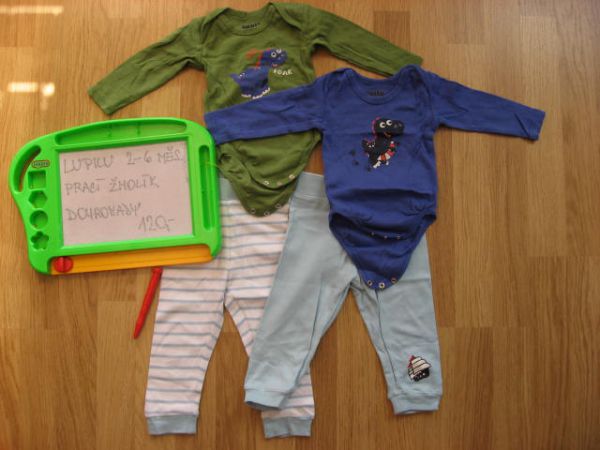 Oblečení na miminko od narození v bazaru na moje těhotenství