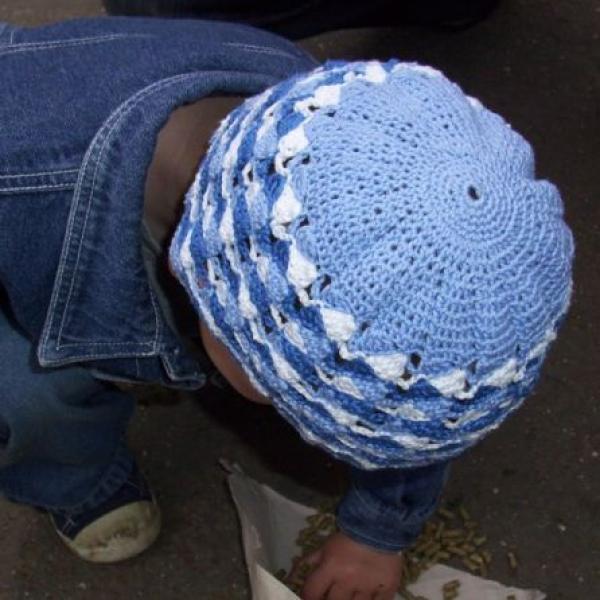 Naše nové čepičky