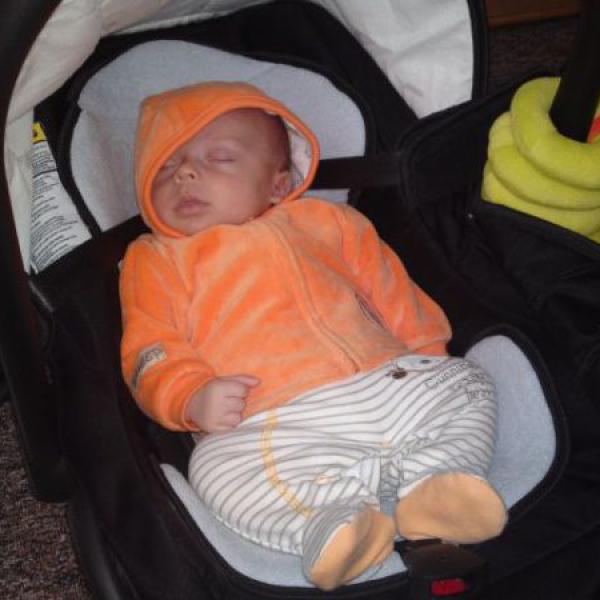 Matyášek 29.3.2011 měl 2 měsíce :-) to to letí :-)