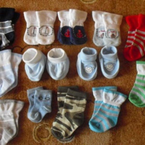 Prodávám věcičky 0-3m značkové, málo nošené :))převážně podzim :)
