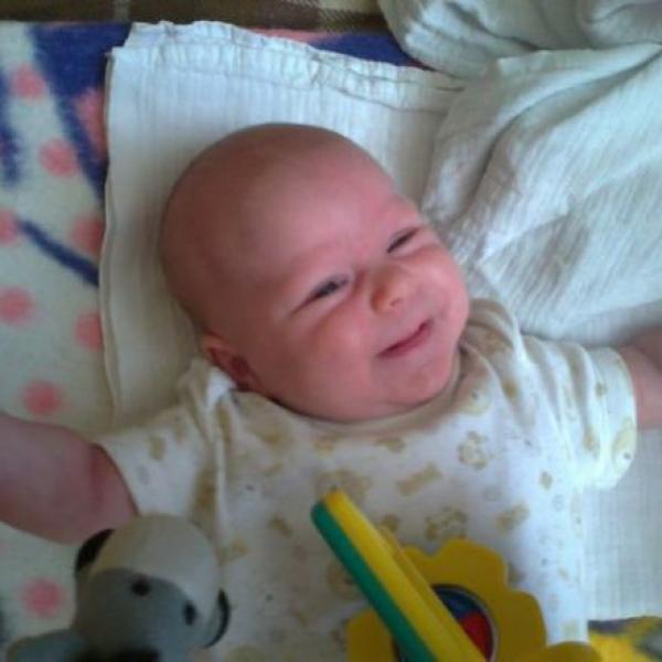 mala Elis 6.tydnu :) na Moje těhotenství.cz mala Elis 6.tydnu :)