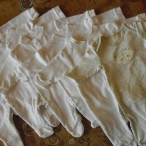 Prodávám věcičky 0-3m značkové, málo nošené :))převážně podzim :)