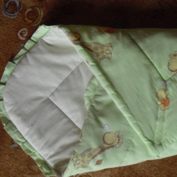 Prodávám věcičky 0-3m značkové, málo nošené :))převážně podzim :)