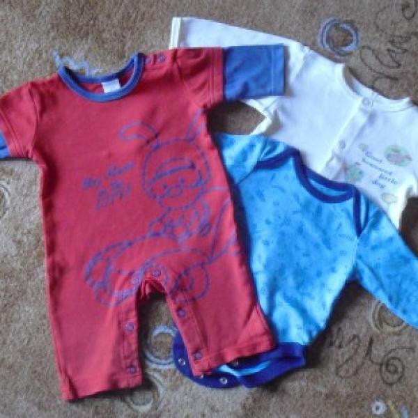 Prodávám věcičky 0-3m značkové, málo nošené :))převážně podzim :)