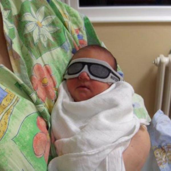 Jsme z inkubátoru na normálním pokoji !!! KVĚTŇÁTKA 2011 na Moje těhotenství.cz Jsme z inkubátoru na normálním pokoji !!! KVĚTŇÁTKA 2011