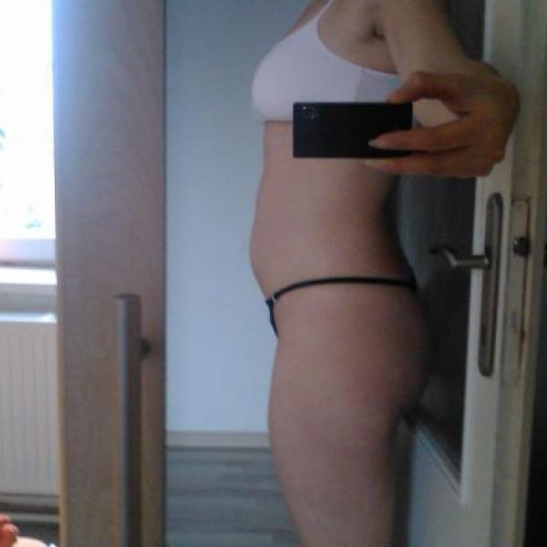 foto pro porovnání...bříško...?? na Moje těhotenství.cz foto pro porovnání...bříško...??