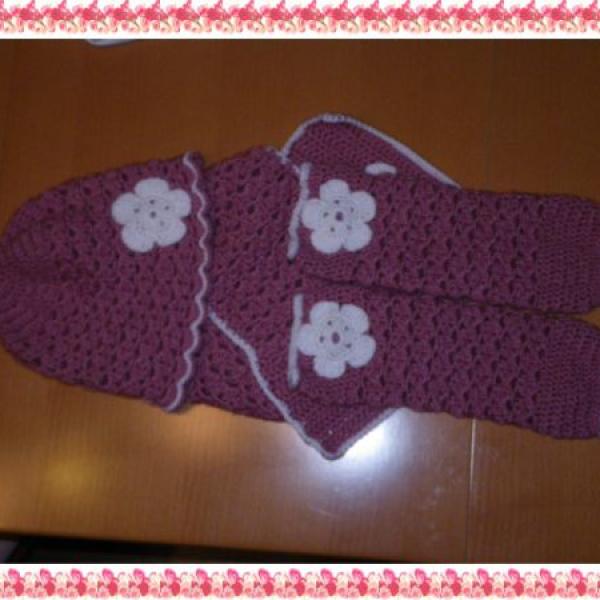 Dvě soupravy pro dvojčecí holčičky