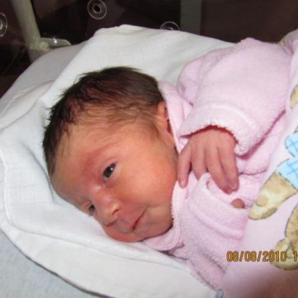 Nikolka je na světě