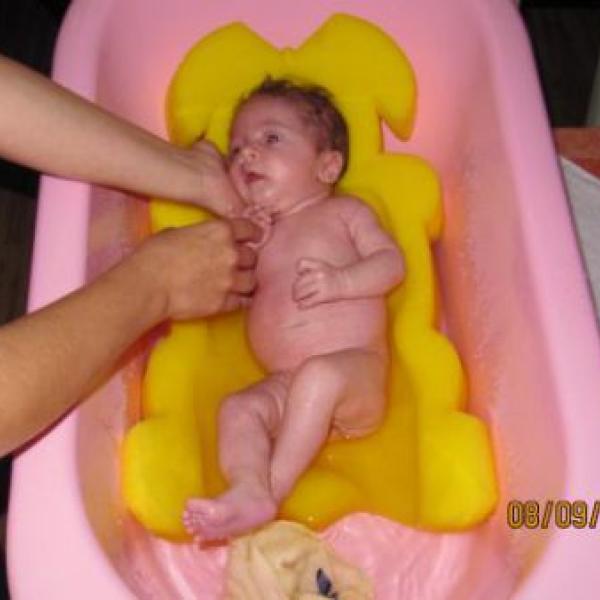 Nikolka měla 6.10. 2010 2 měsíce