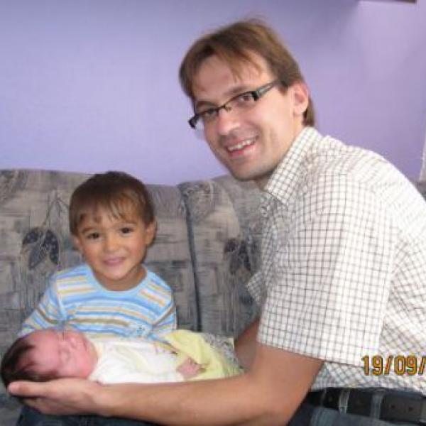 Nikolka měla 6.10. 2010 2 měsíce