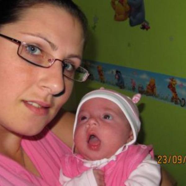 Nikolka měla 6.10. 2010 2 měsíce