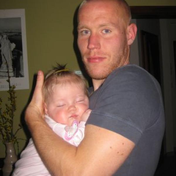 Ahojte holky, jsem tu nová + pár foteček o nás :o)