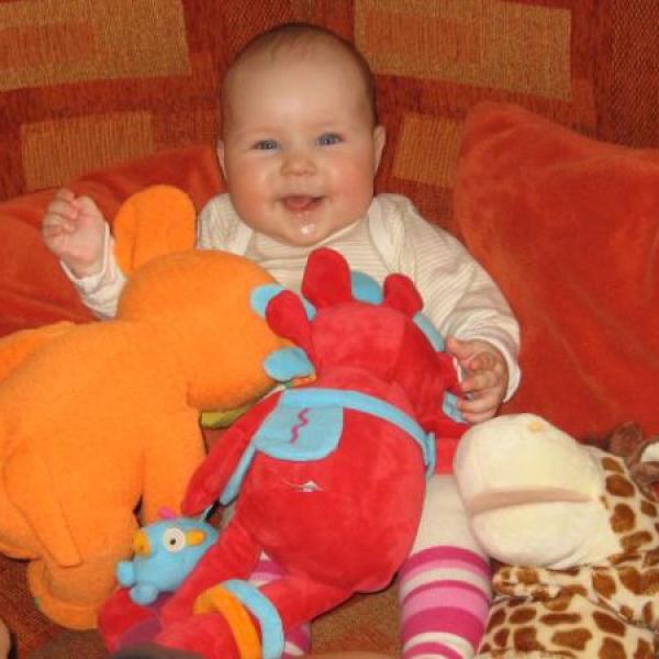 už sedm měsíců...