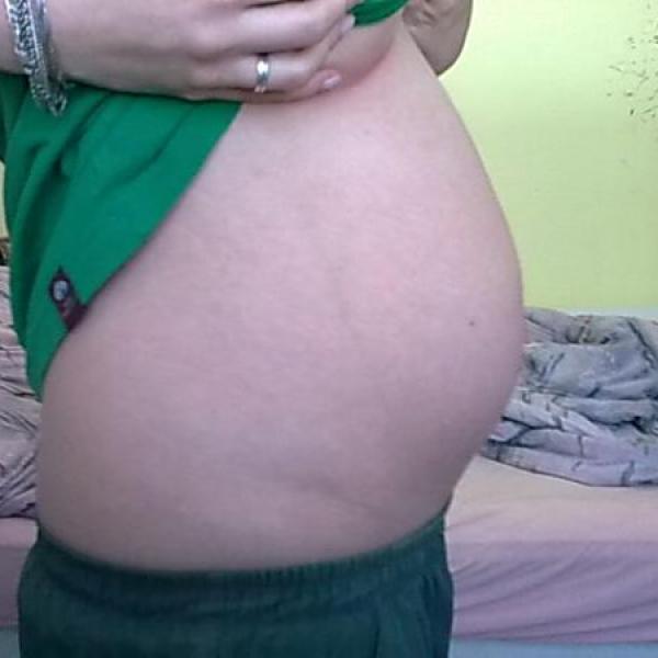 můj pupík 28tt...:)