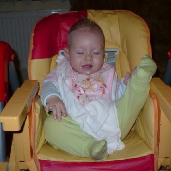 Naše malá Verunka vás všechny zdraví,