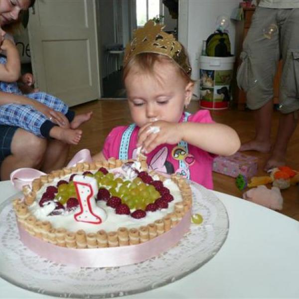 Elenka oslavila první rok