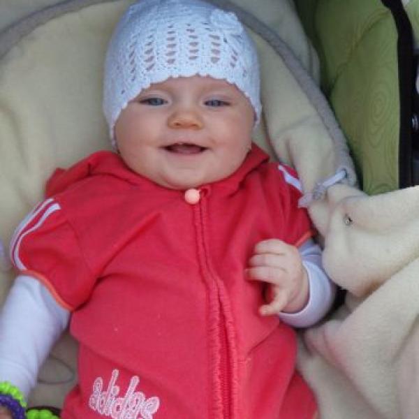 Amalka 7 mesic a pokousi si hacnout :))