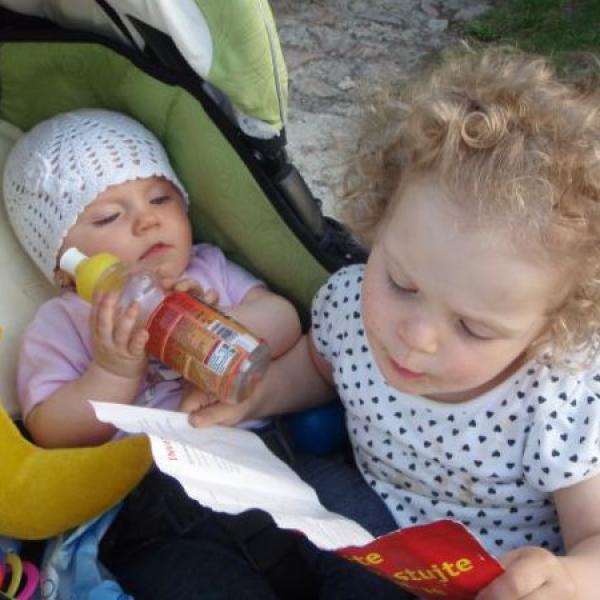 Amalka 7 mesic a pokousi si hacnout :))