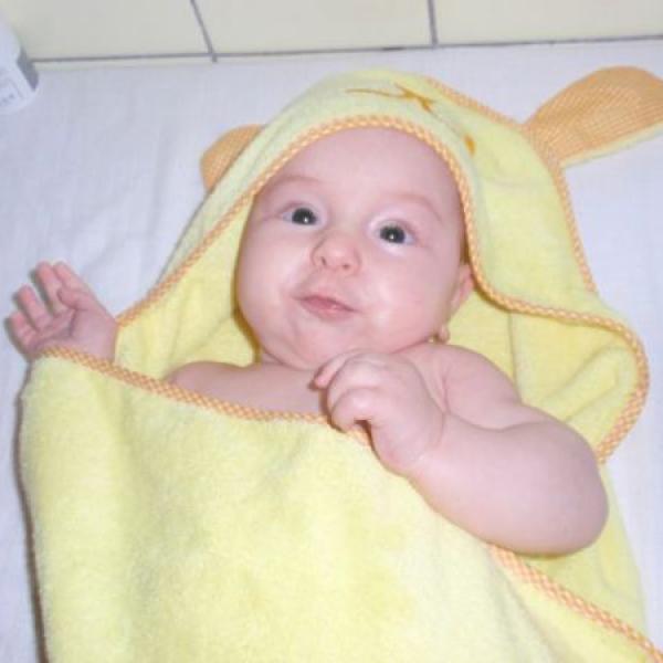 Ahojte červíci a ostatní!!! :)