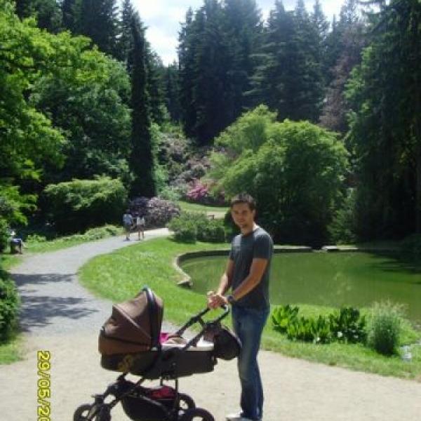 Dnes jsme vyrazili i s tatínkem na procházku do Průhonického parku..