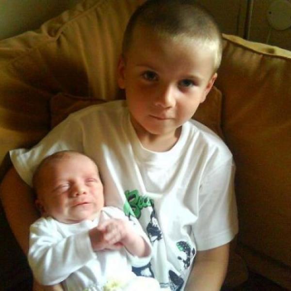 Můj brácha má príma bráchu......