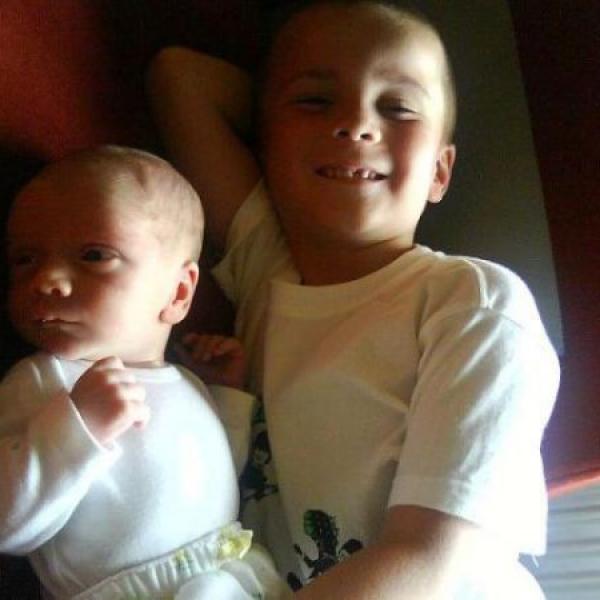 Můj brácha má príma bráchu......