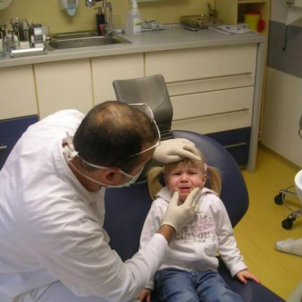 Denča u zubaře :-)