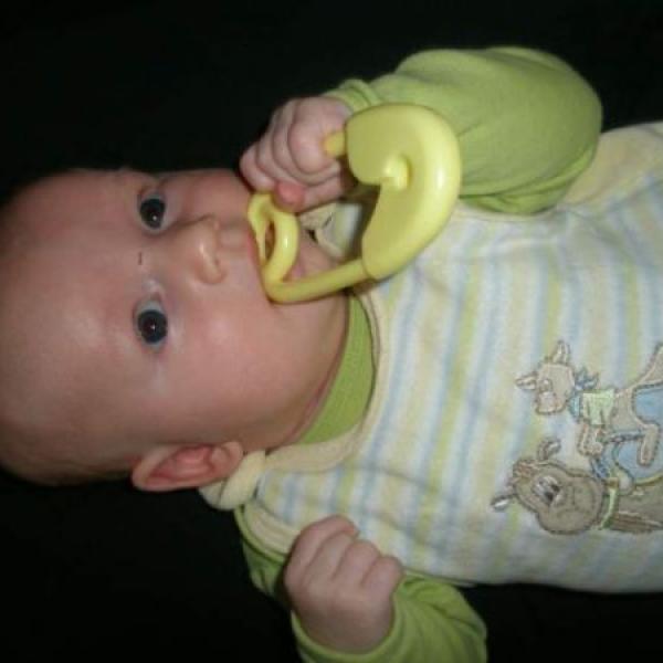 Dnes nám jsou dva měsíce