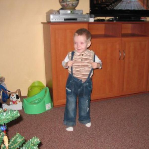 Dnes v 17.38 hodin jsou to dva roky kdy vykoukl na svět Lukášek,ale fotečky jsou mixované vánoce a narozeniny