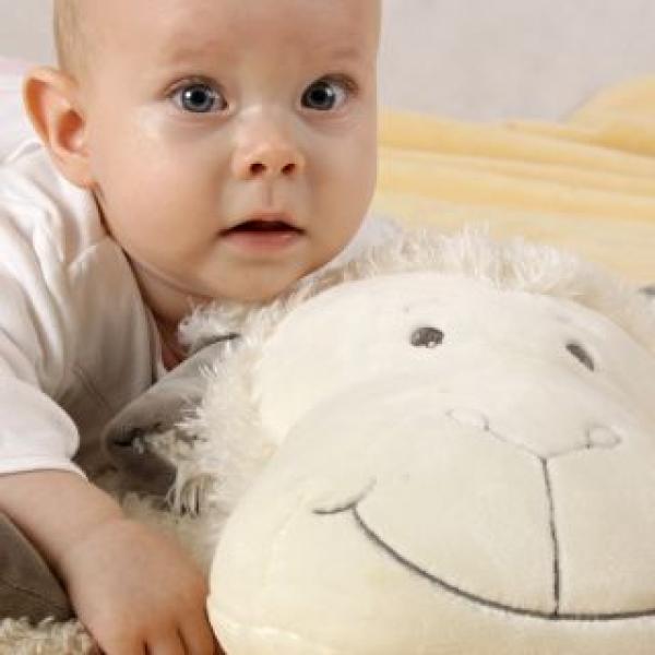 Naše malá Verunka vás všechny zdraví,