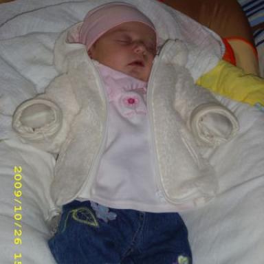 Nase slunicko Ella Lauren - uz nam jsou 4 tydny ;-D