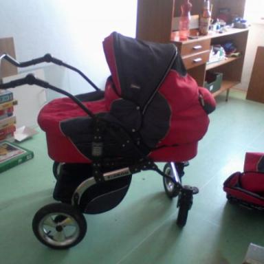 Dnešní poradna 24+5 a máme kočárek, jupííí:-)