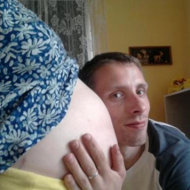 TaŤka u bříška