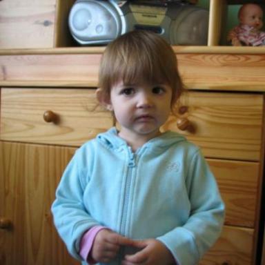 Elizabeth-18 měsíců