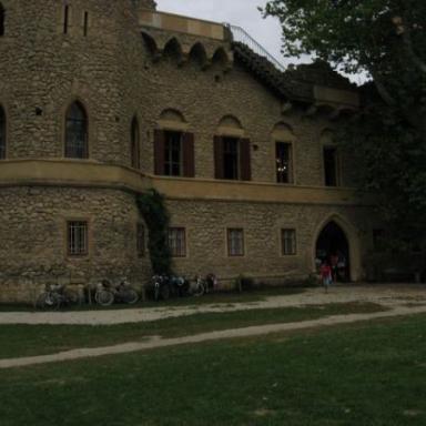 Nedělní výlet - Lednicko-valtický areál: Janův hrad