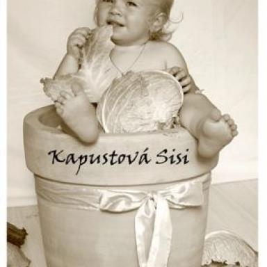 Fotky kapustové....s tatínkem...a s Míšou a Kačenkou..:-)