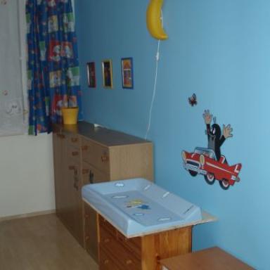 a je hotovo - pokojík pro puclička jr. :-))
