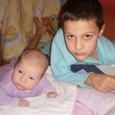 Už nám jsou 2 měsíce
