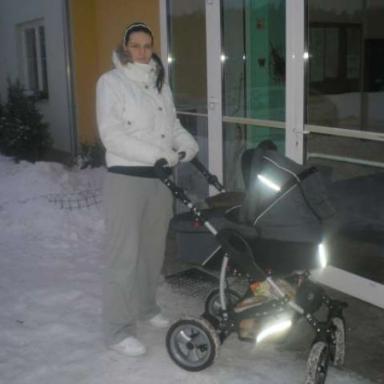 NA PROCHAZCE....